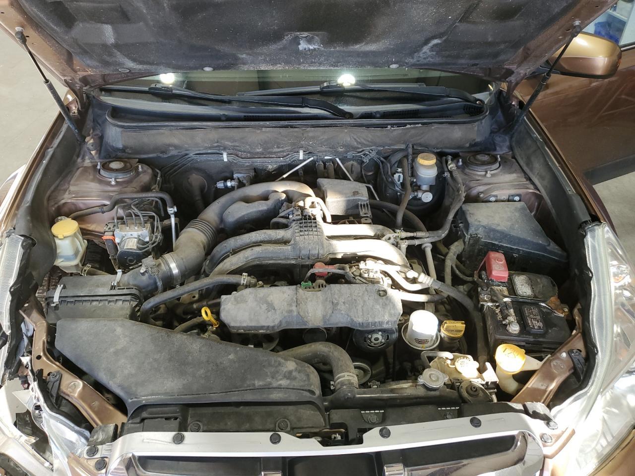 2013 SUBARU Outback