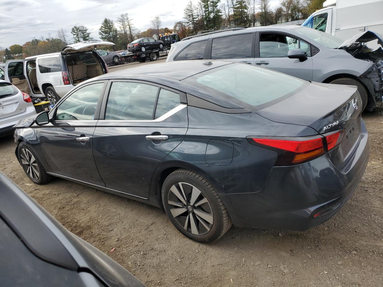 2022 NISSAN ALTIMA