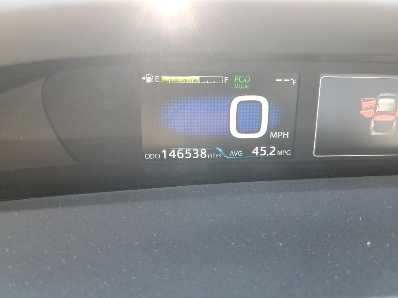 2016 TOYOTA PRIUS
