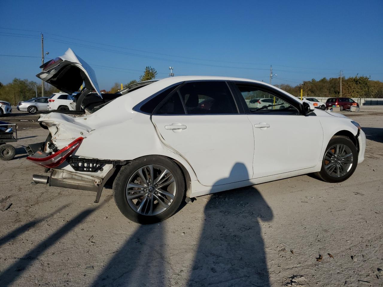 2016 TOYOTA CAMRY