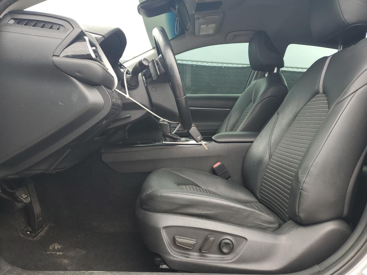 2018 TOYOTA CAMRY