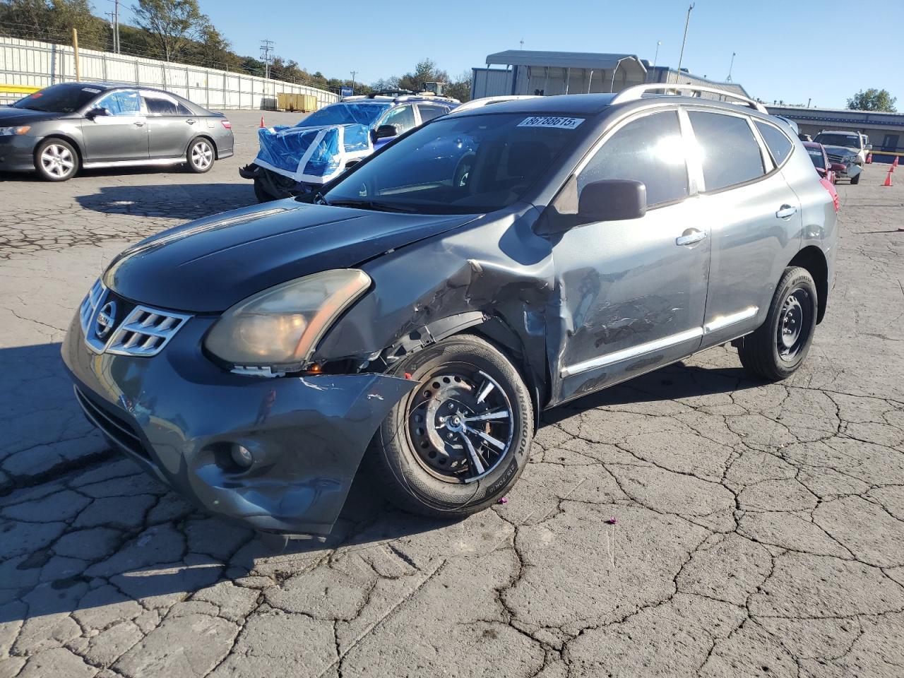 2014 NISSAN ROGUE