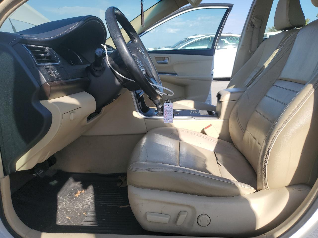 2017 TOYOTA CAMRY