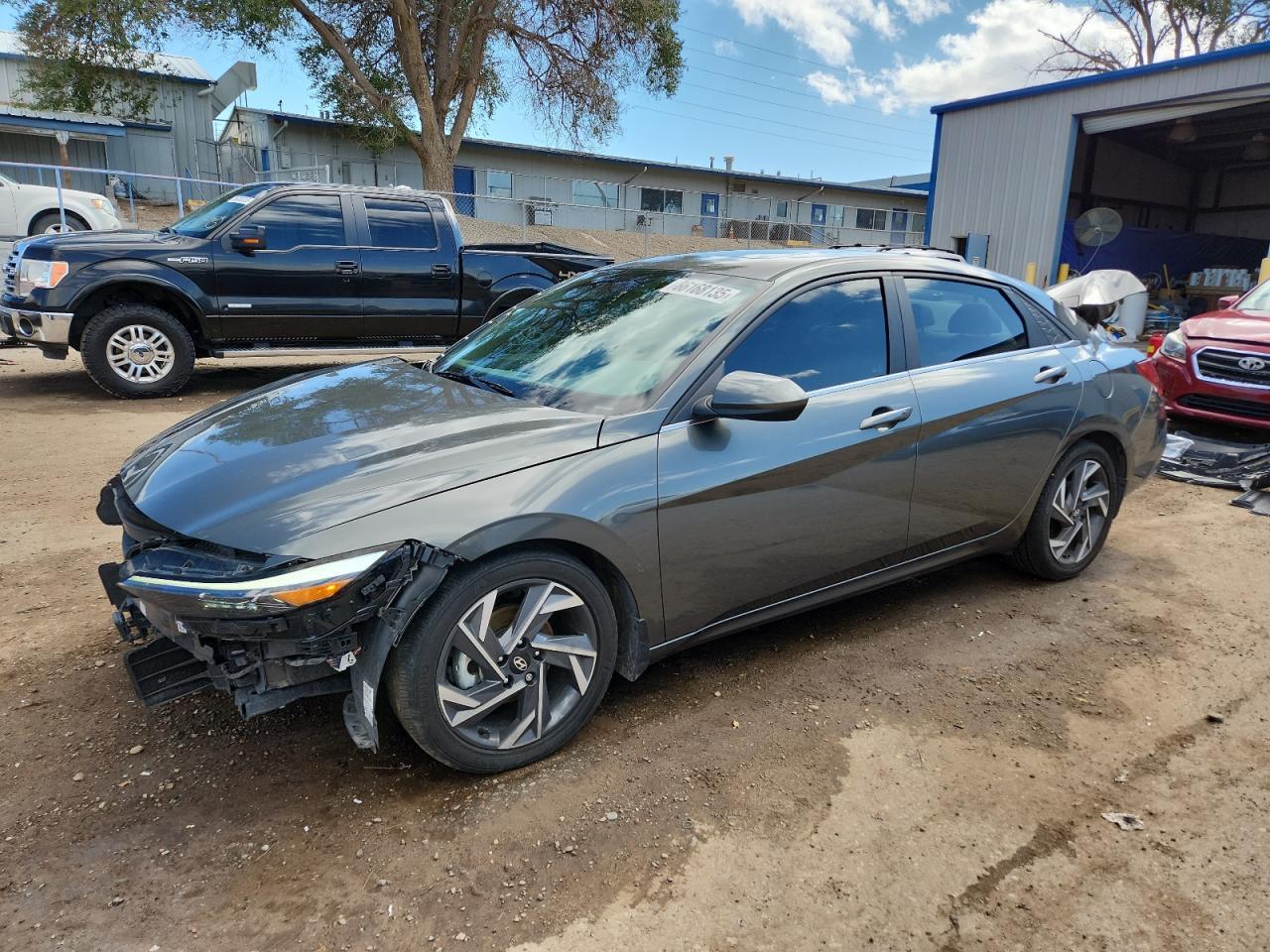 2024 HYUNDAI ELANTRA