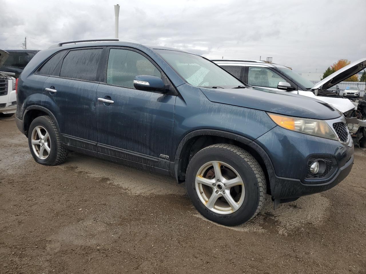 2011 KIA SORENTO