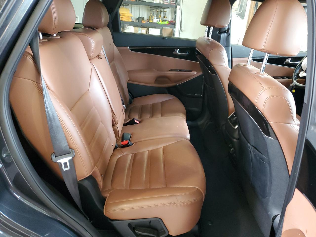 2019 KIA SORENTO