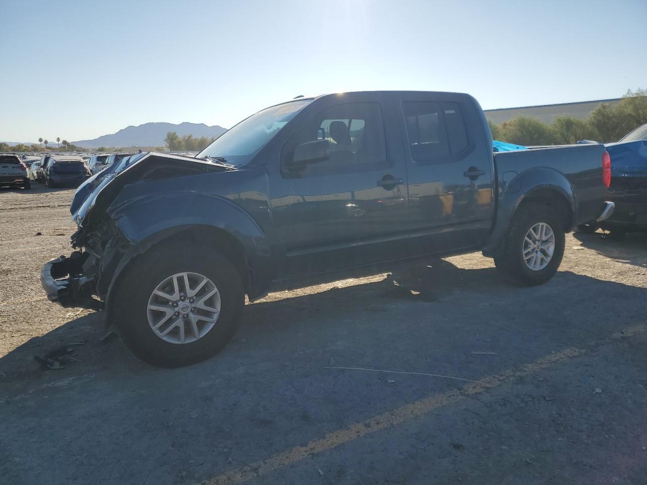 2015 NISSAN Frontier