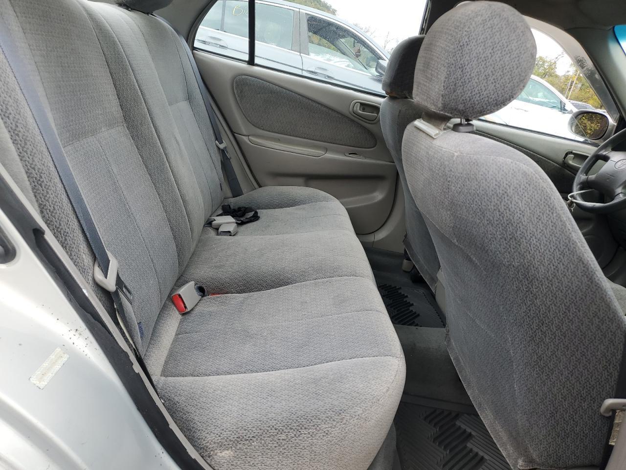 2001 TOYOTA COROLLA