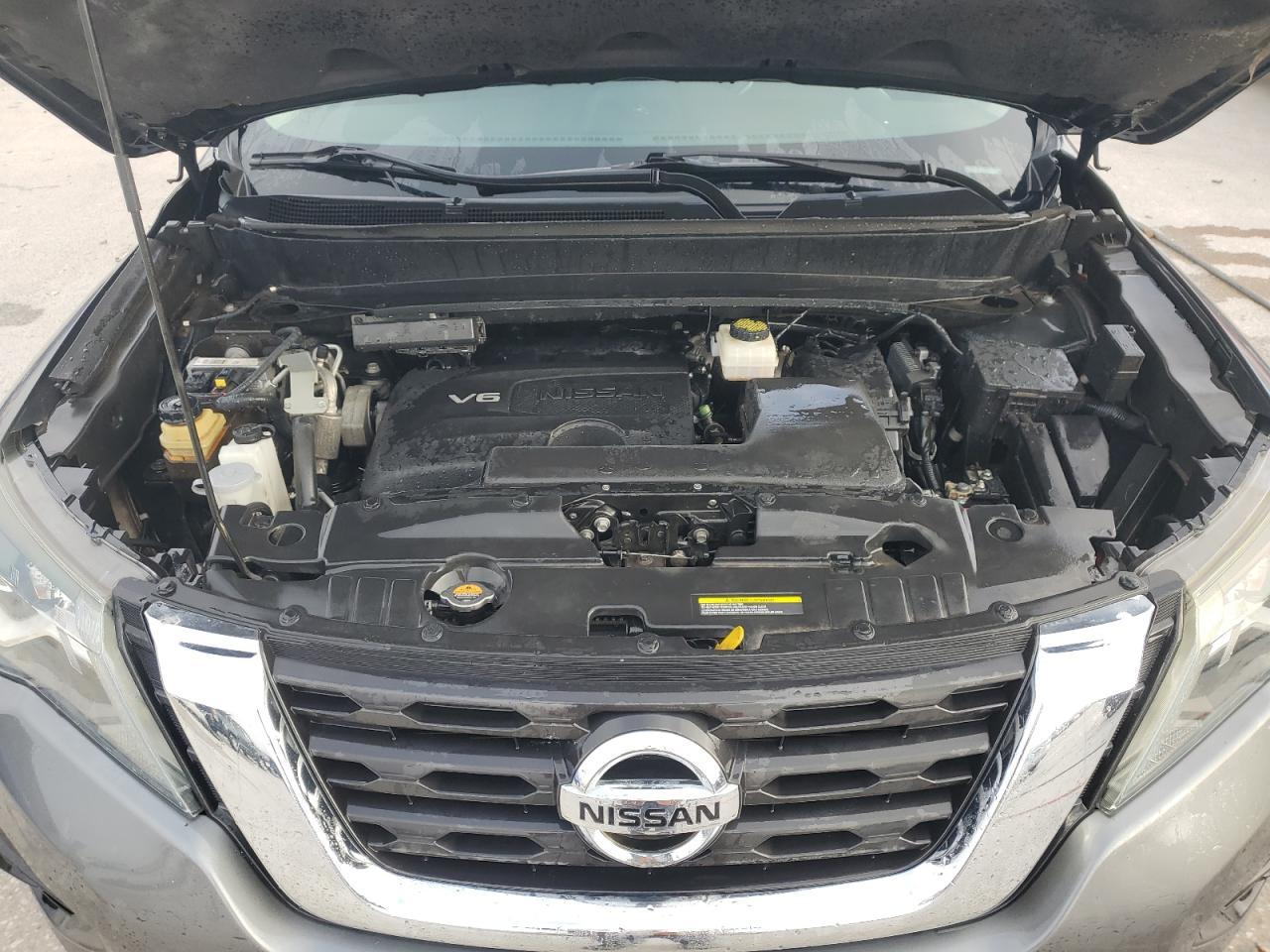 2017 NISSAN PATHFINDER