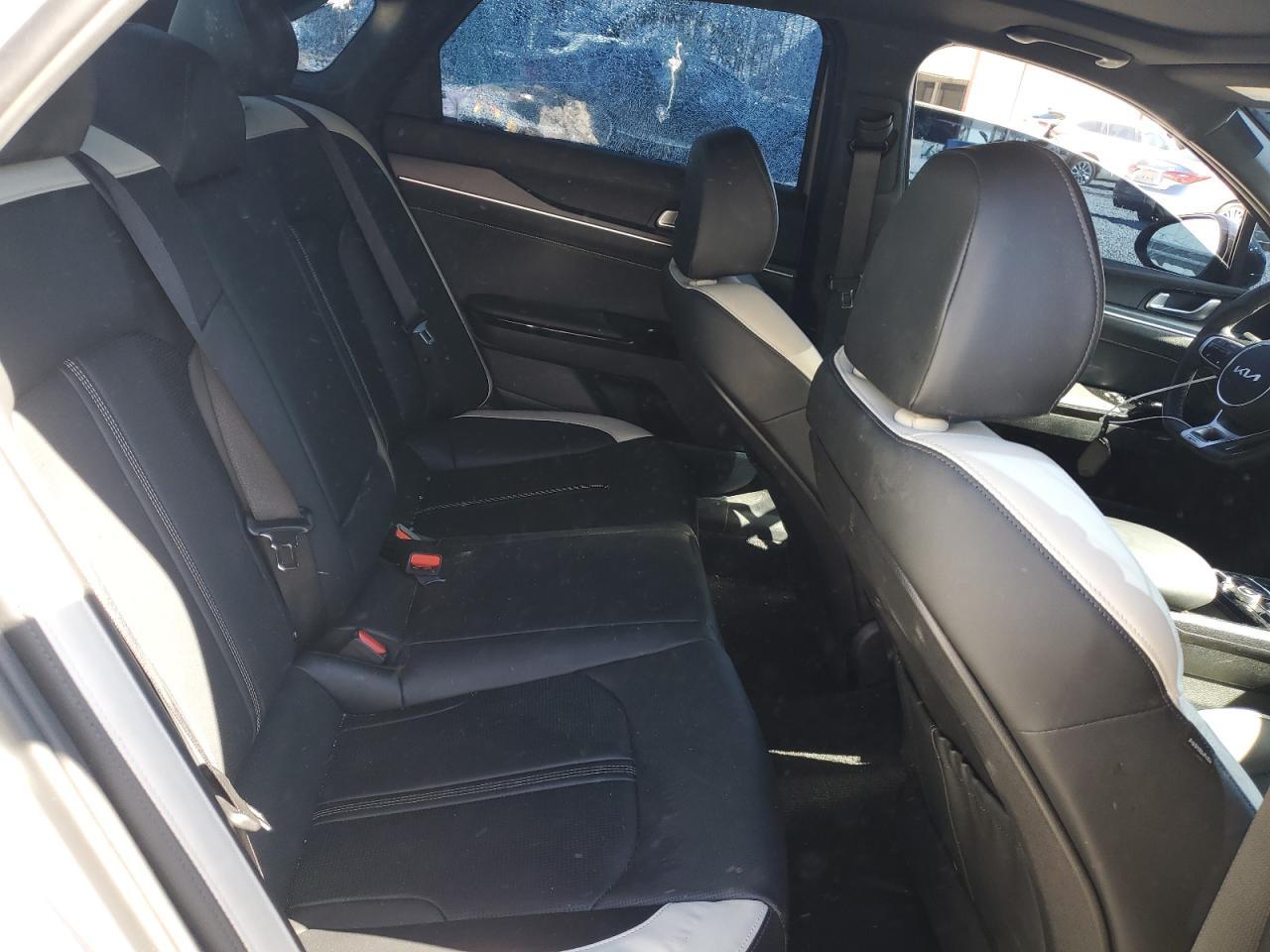 2025 KIA K5