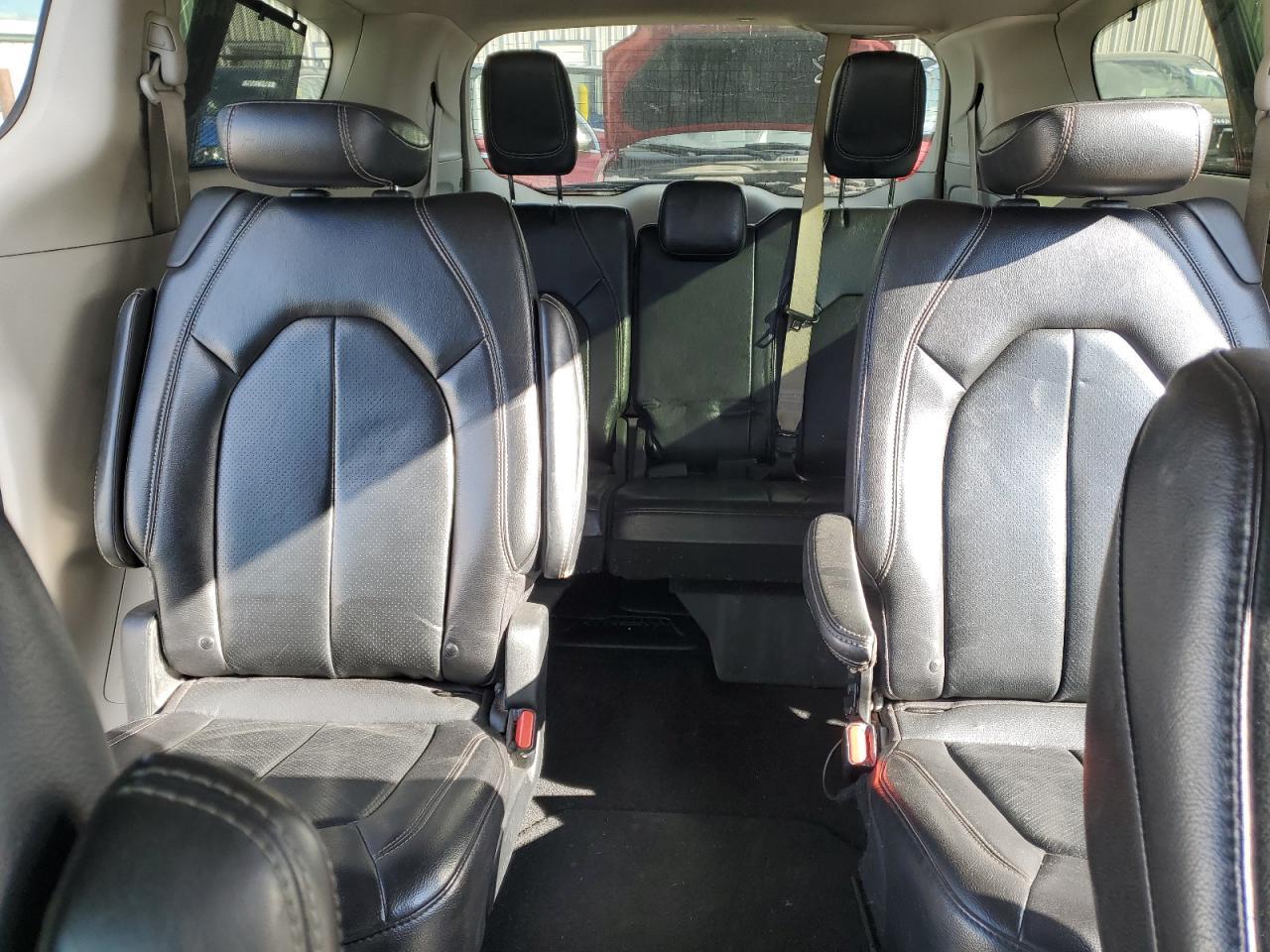 2022 CHRYSLER Pacifica