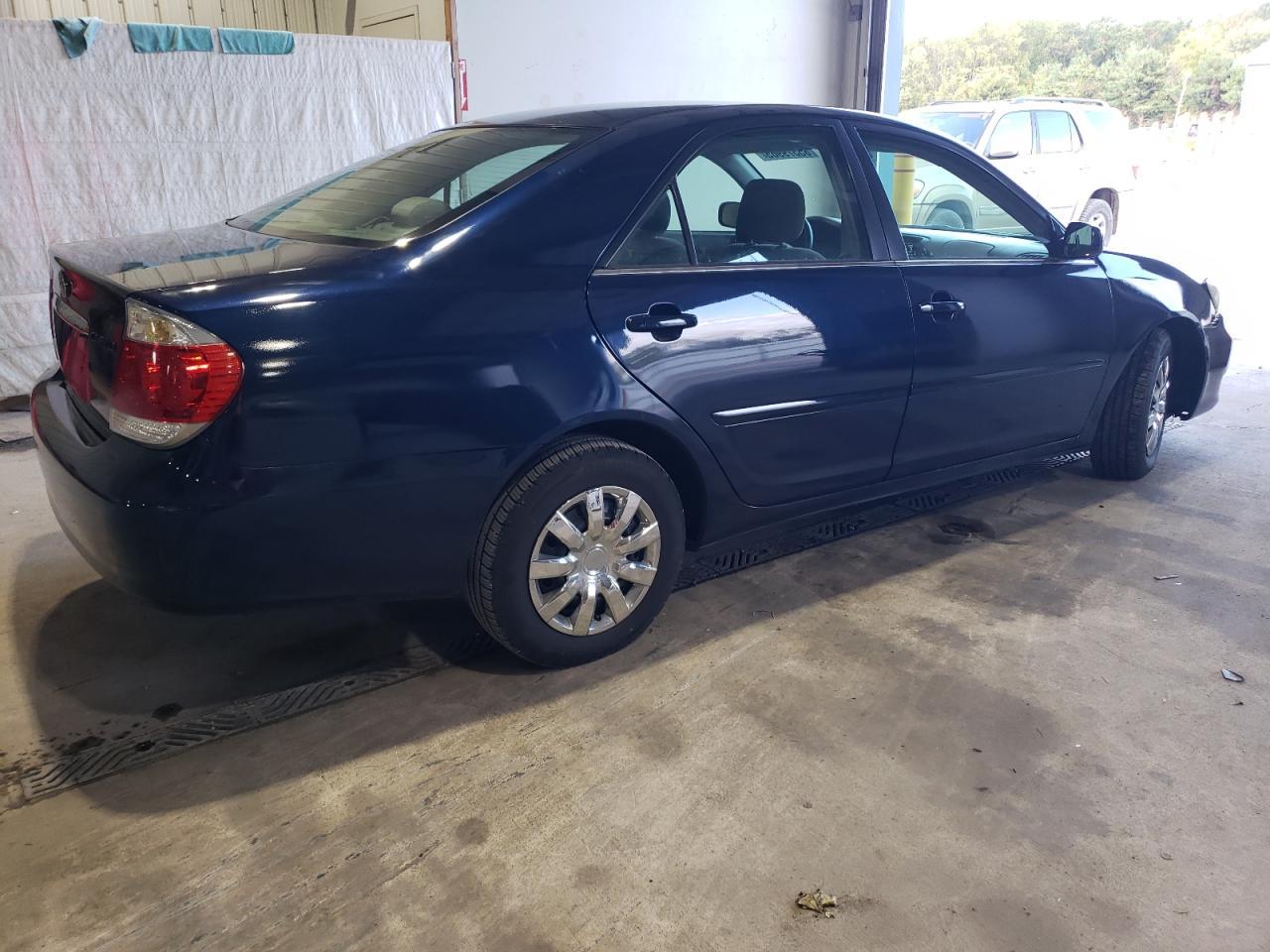 2005 TOYOTA CAMRY