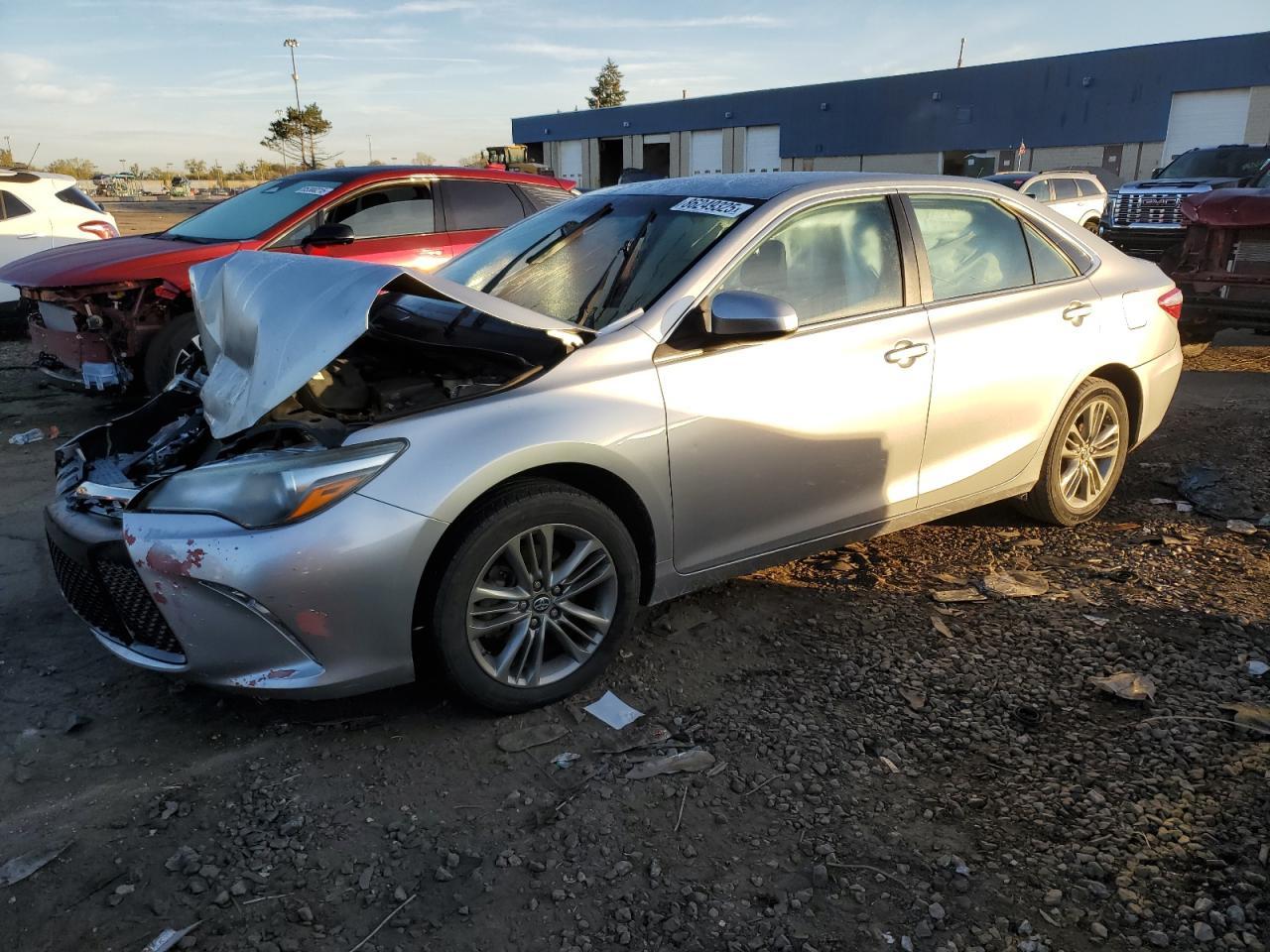 2017 TOYOTA CAMRY