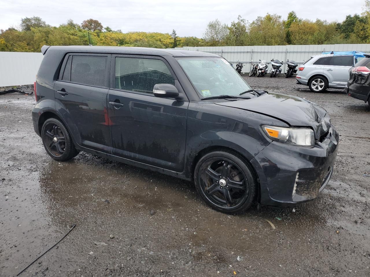 2015 TOYOTA SCION