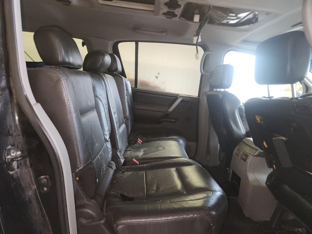 2004 NISSAN Armada