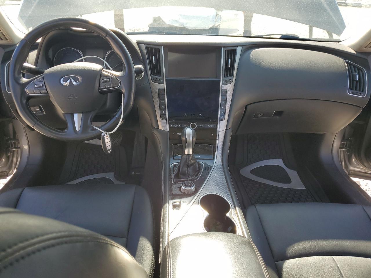 2015 INFINITI Q50