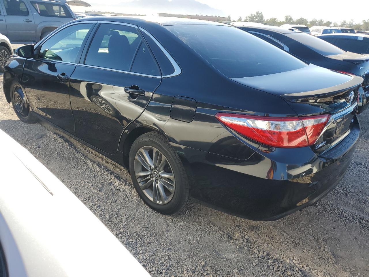 2015 TOYOTA CAMRY