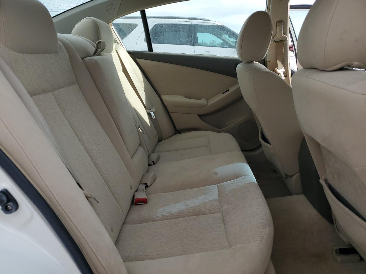 2010 NISSAN ALTIMA