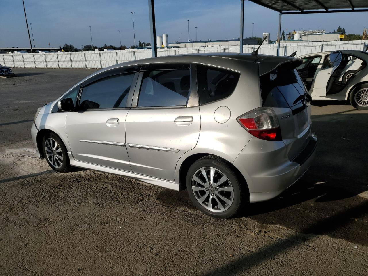 2012 HONDA FIT