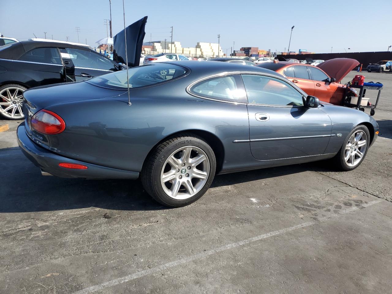 2000 JAGUAR XK-Series