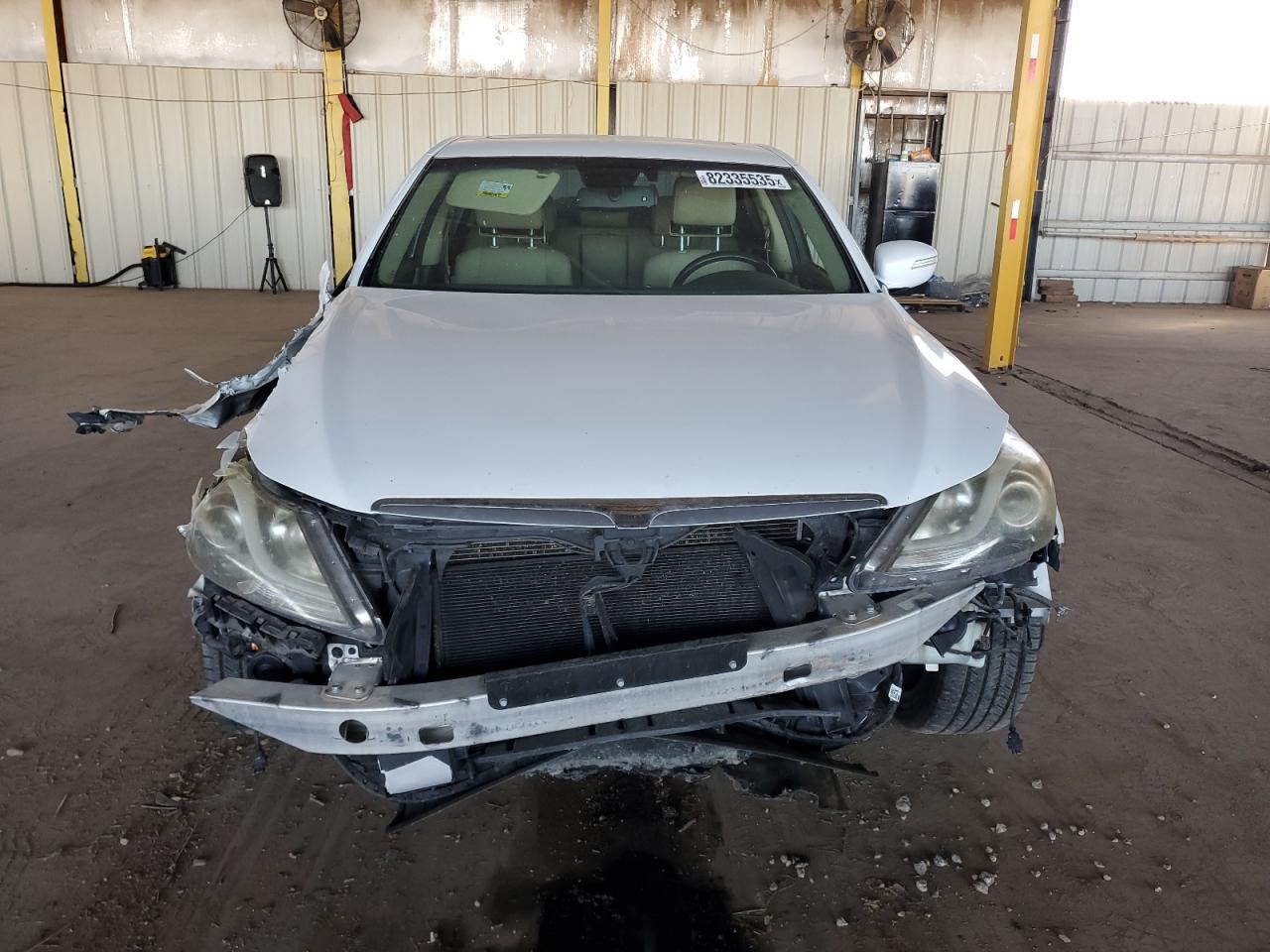 2014 HYUNDAI GENESIS