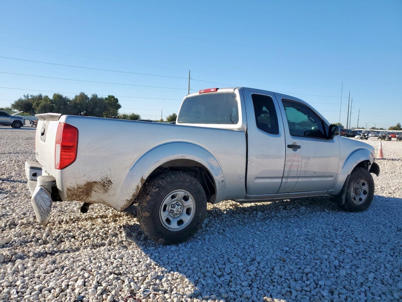 2017 NISSAN Frontier
