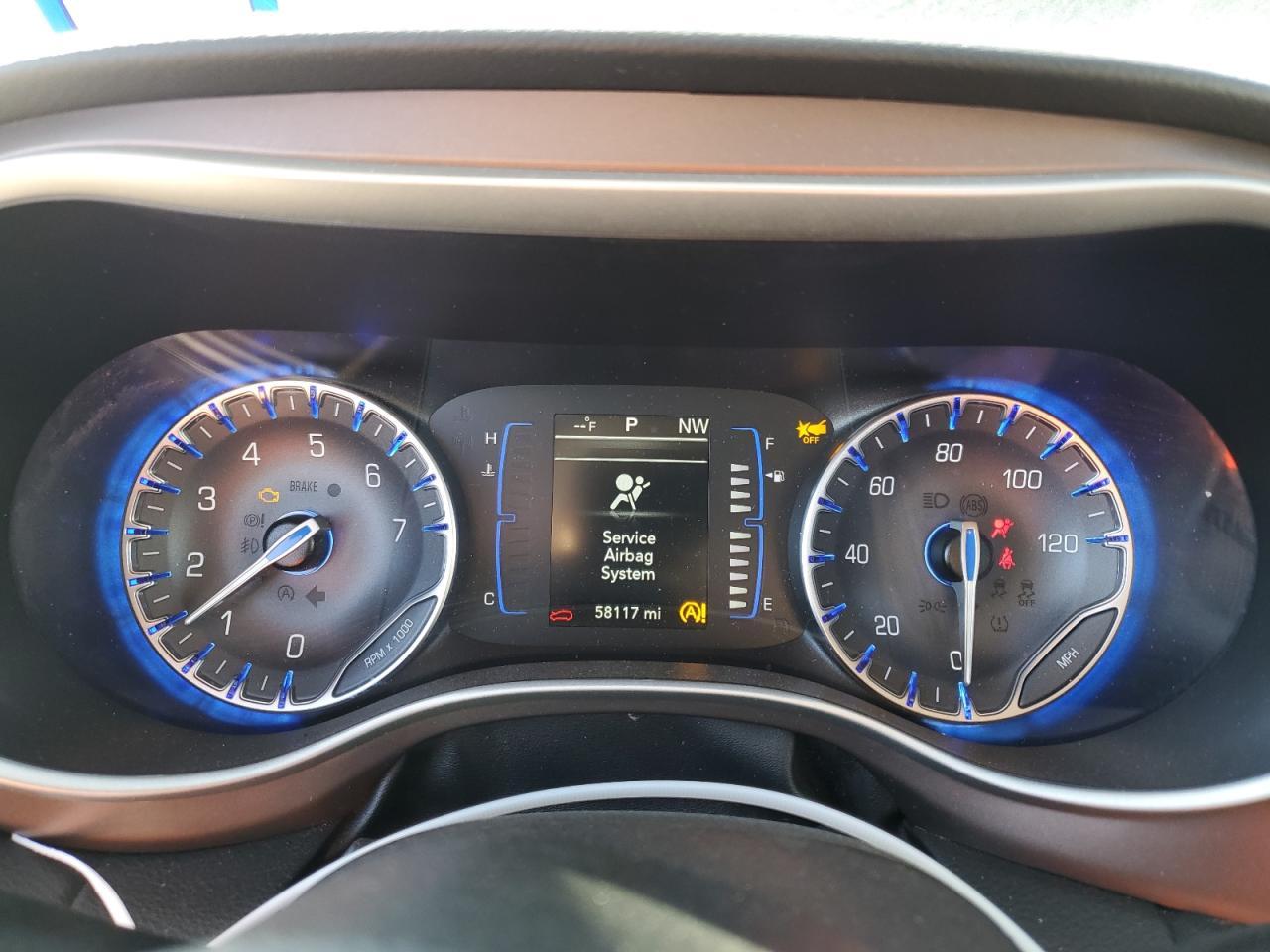 2023 CHRYSLER Voyager