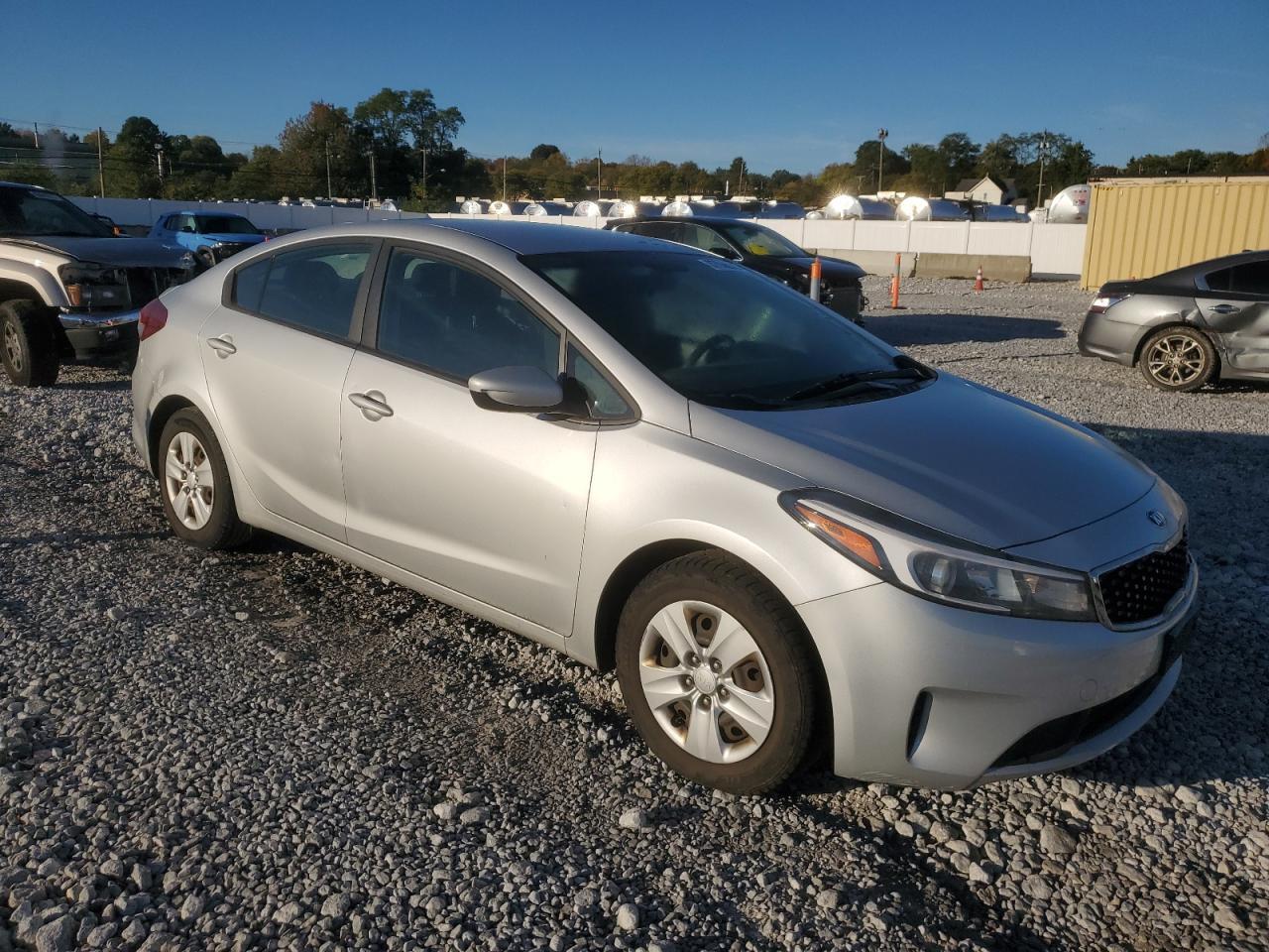2017 KIA FORTE