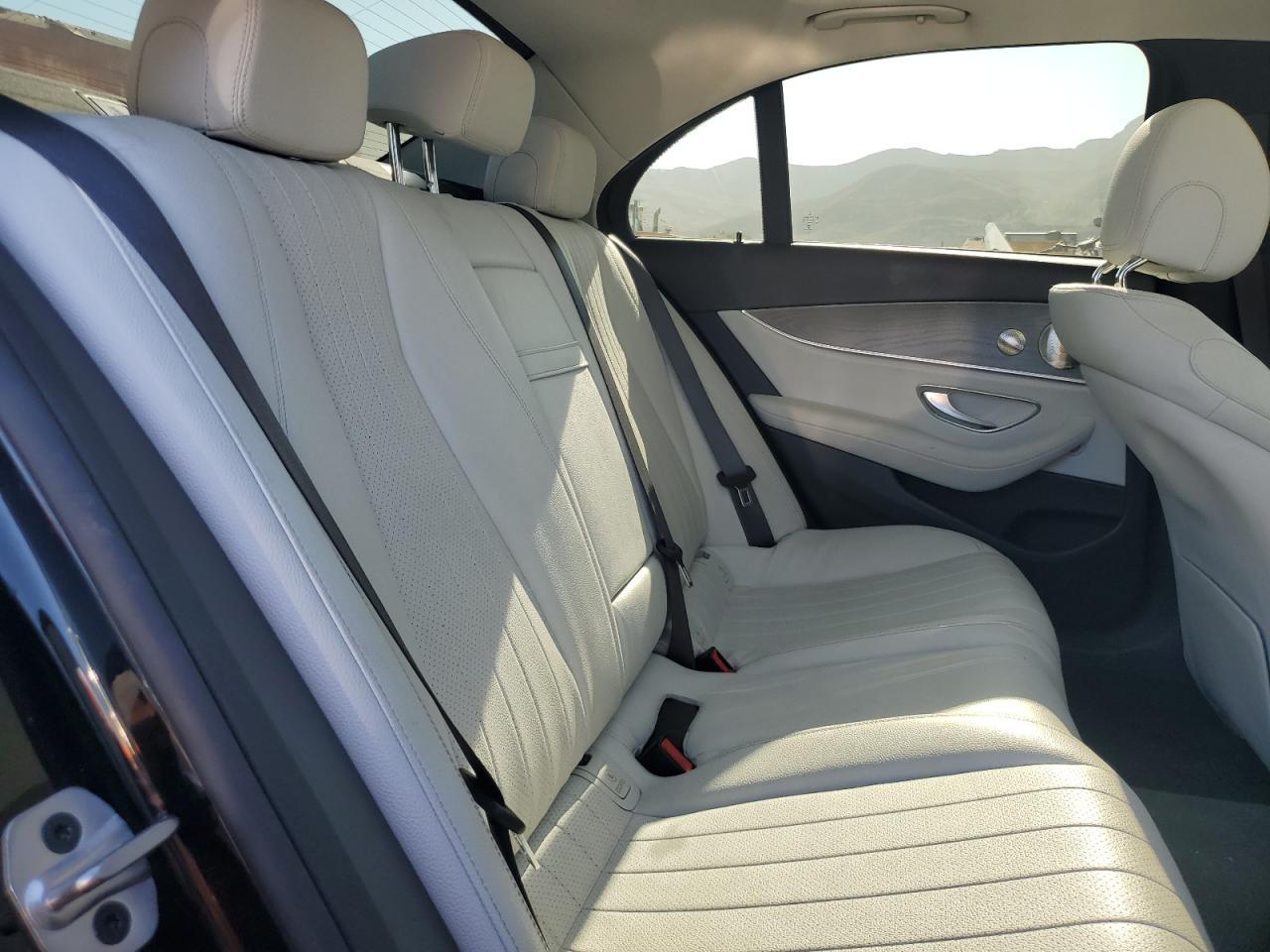 2022 MERCEDES-BENZ E-Class