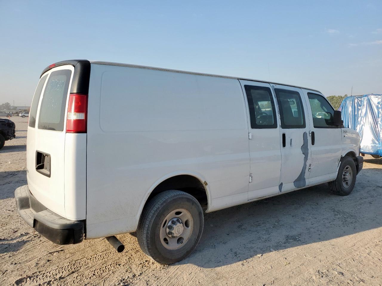 2018 CHEVROLET Express 3500