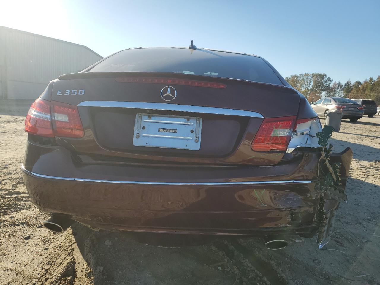 2011 MERCEDES-BENZ E-Class