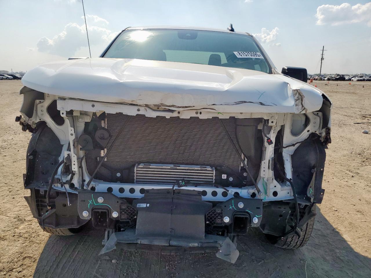 2024 CHEVROLET Silverado