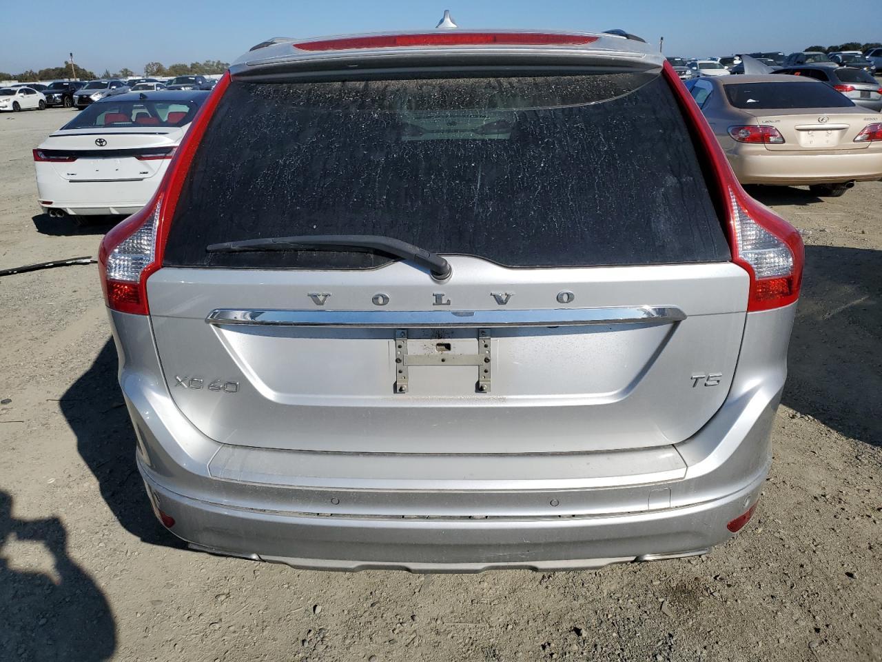 2016 VOLVO XC60
