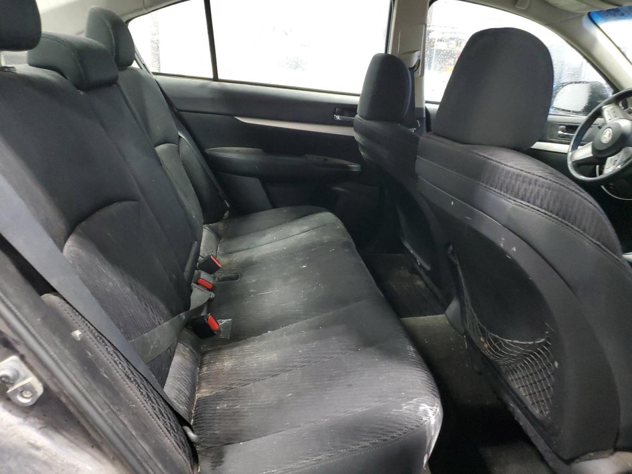 2011 SUBARU Legacy