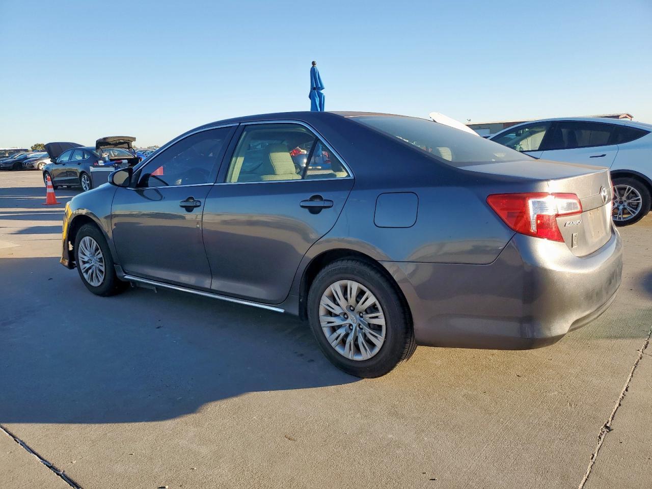 2013 TOYOTA CAMRY