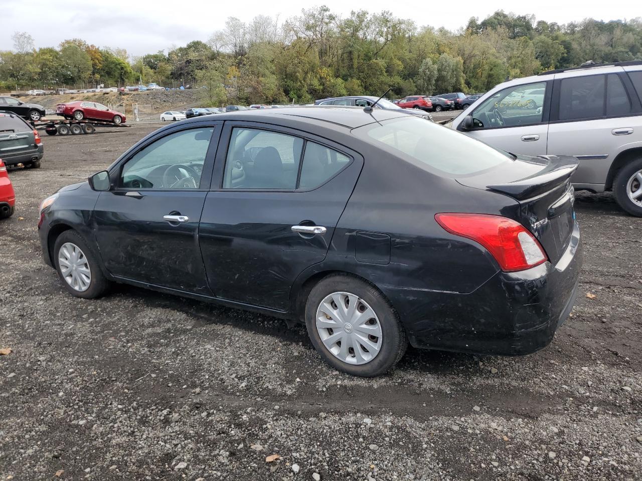 2015 NISSAN VERSA