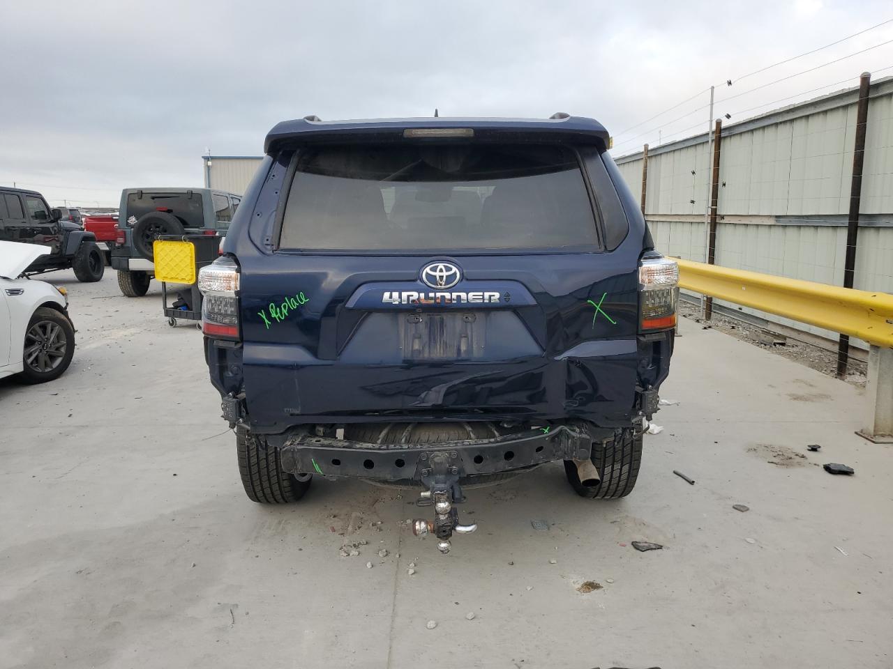 2022 TOYOTA 4Runner