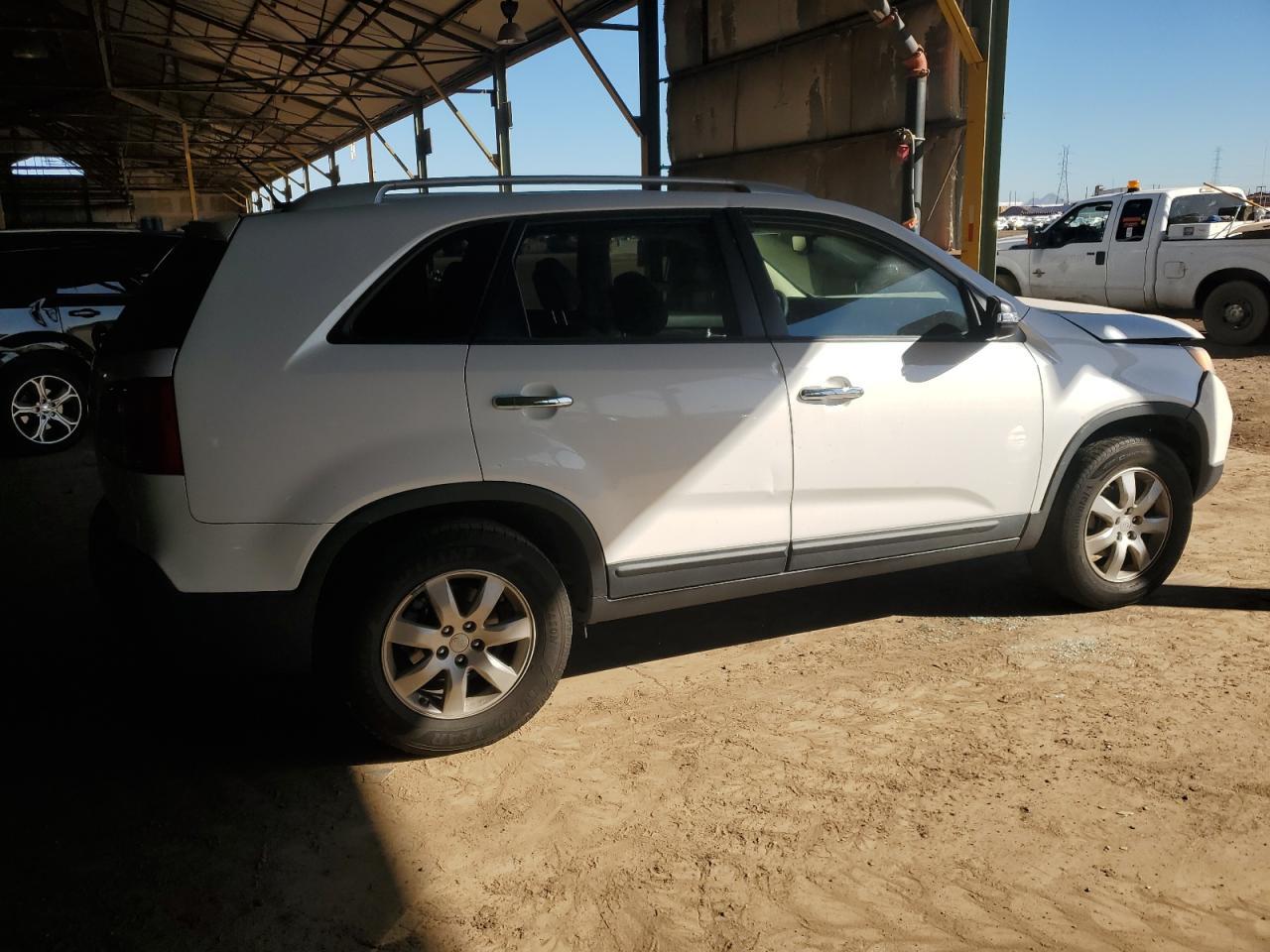 2011 KIA SORENTO