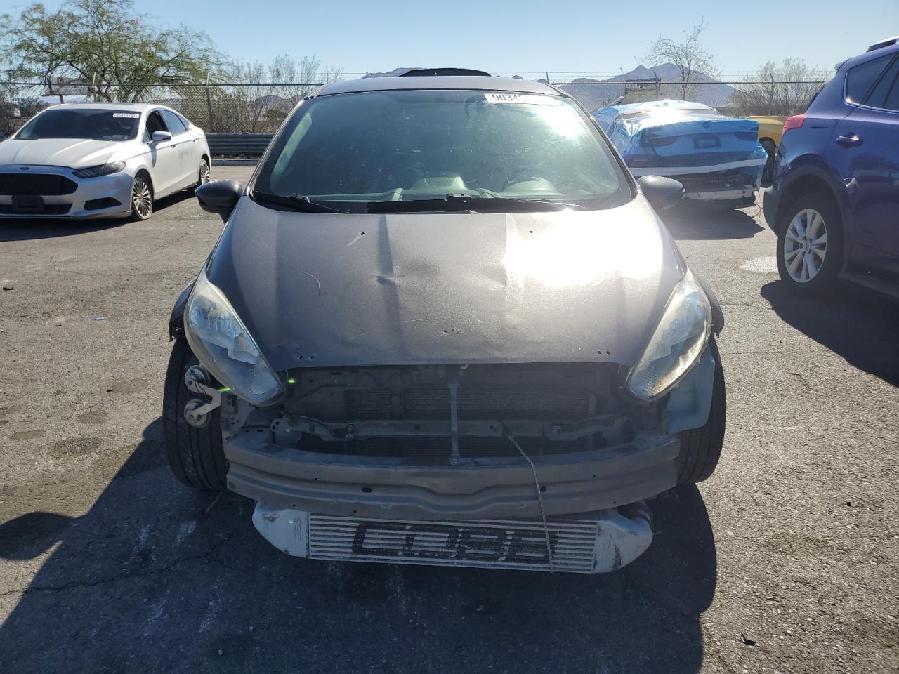 2016 FORD Fiesta