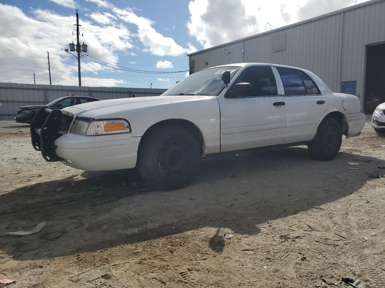 2003 FORD Crown Victoria