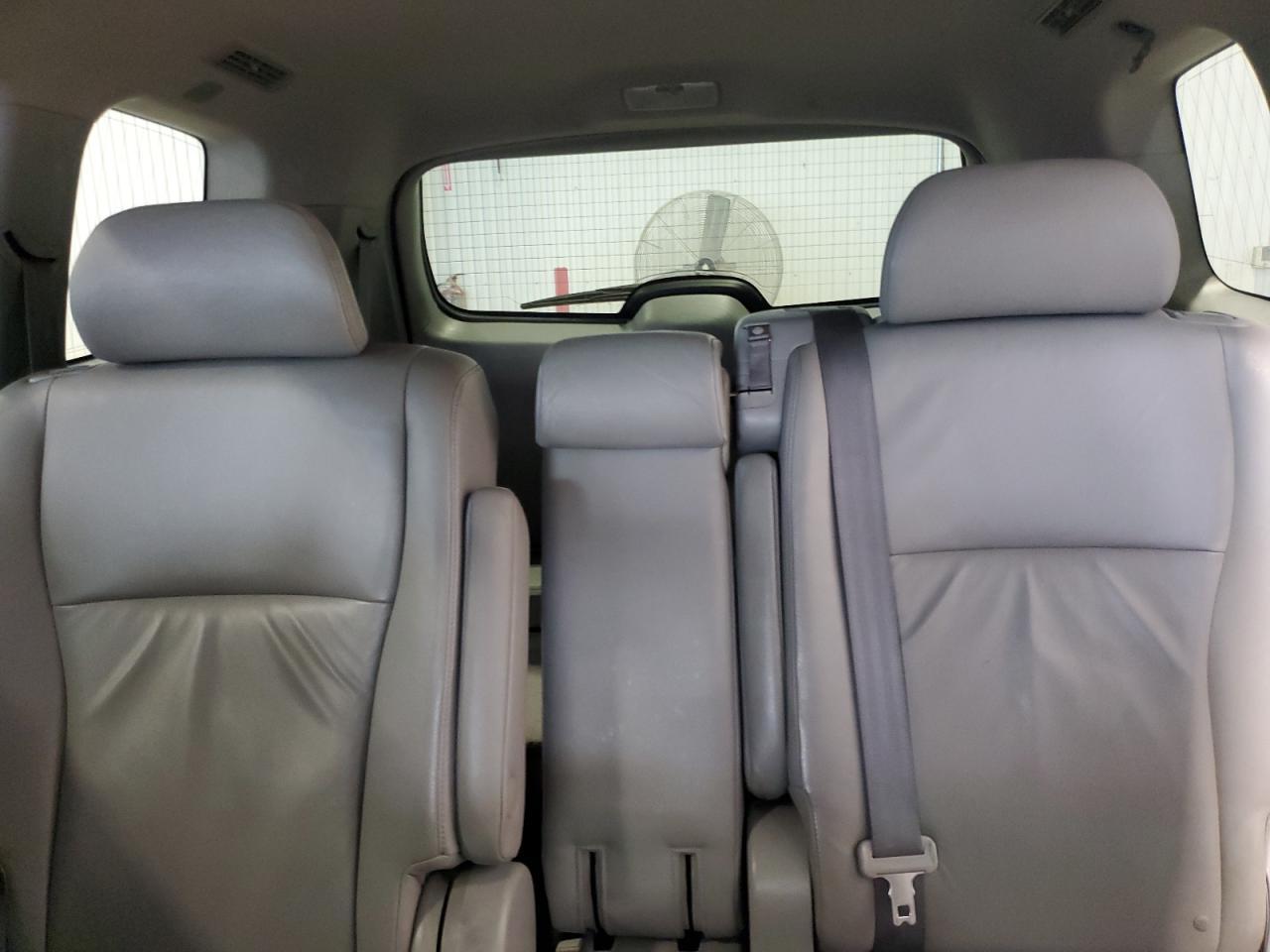 2010 TOYOTA HIGHLANDER