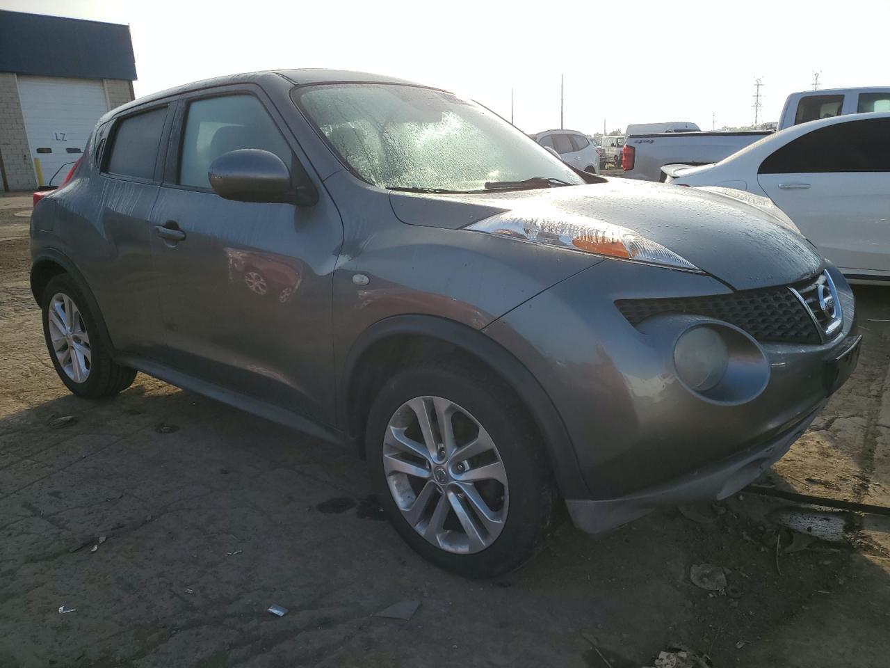 2014 NISSAN Juke
