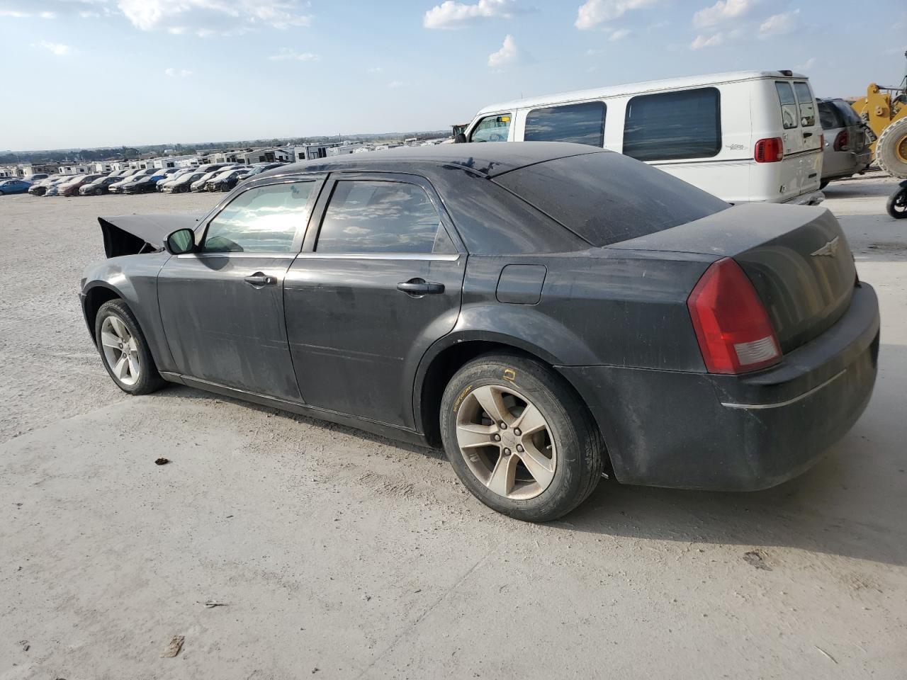 2005 CHRYSLER 300