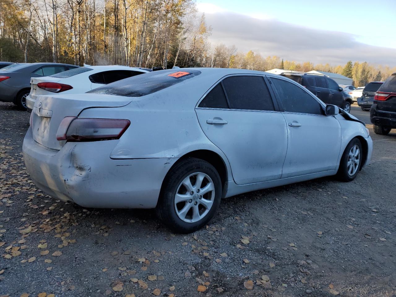 2011 TOYOTA CAMRY