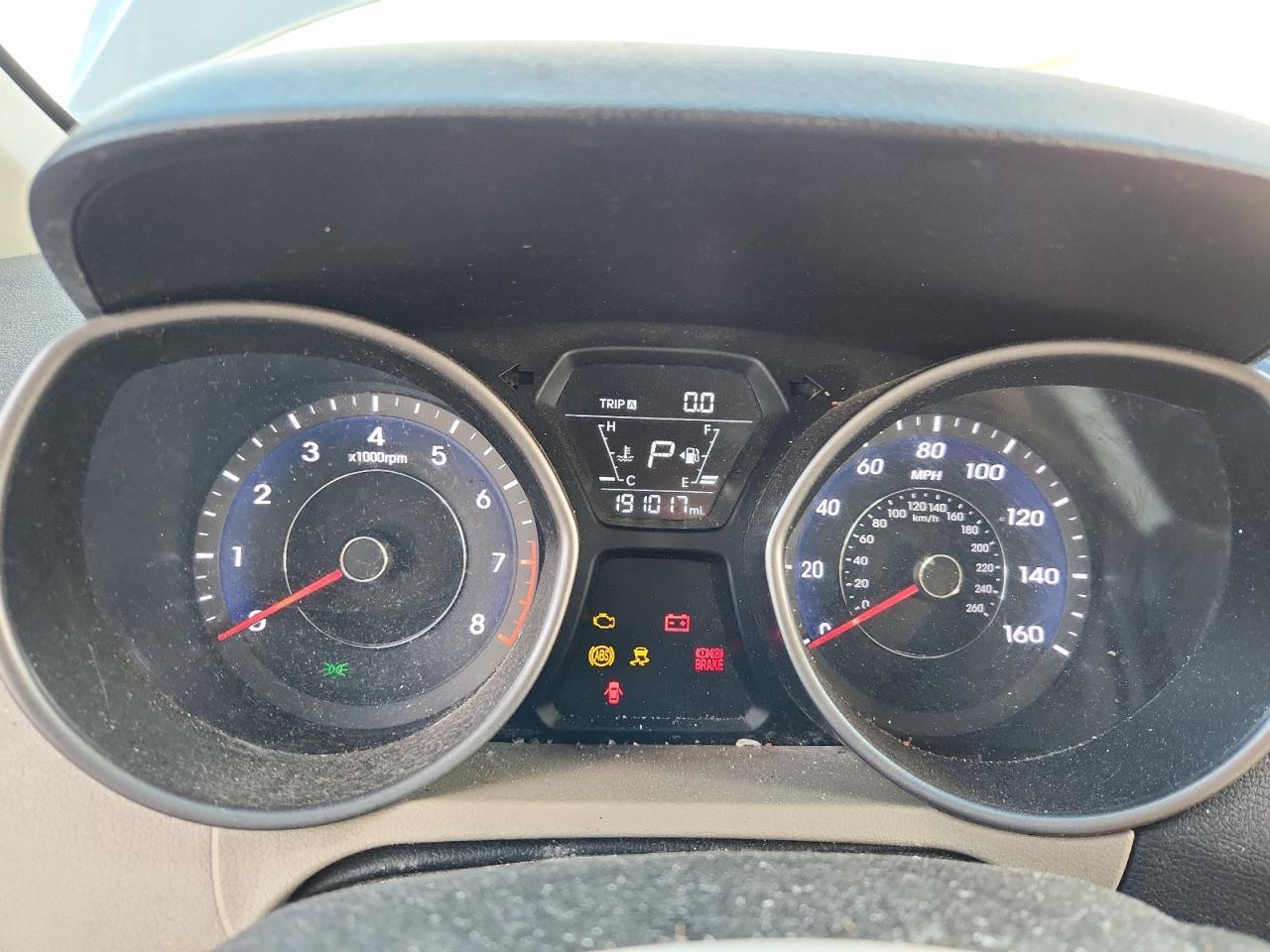 2016 HYUNDAI ELANTRA