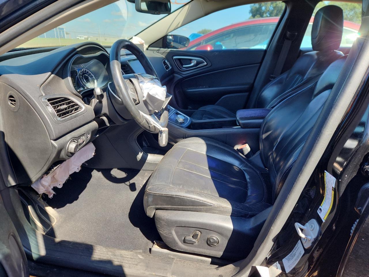 2017 CHRYSLER 200