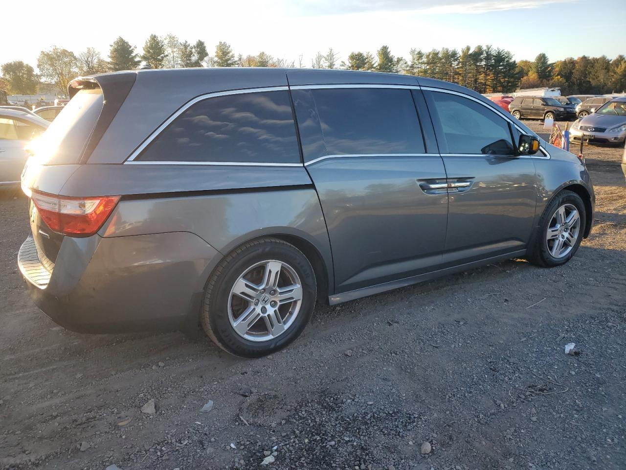 2012 HONDA ODYSSEY