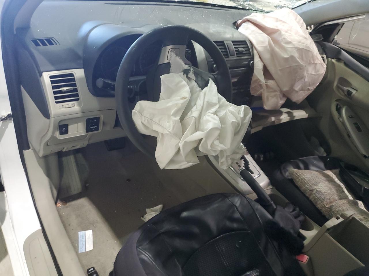 2011 TOYOTA COROLLA