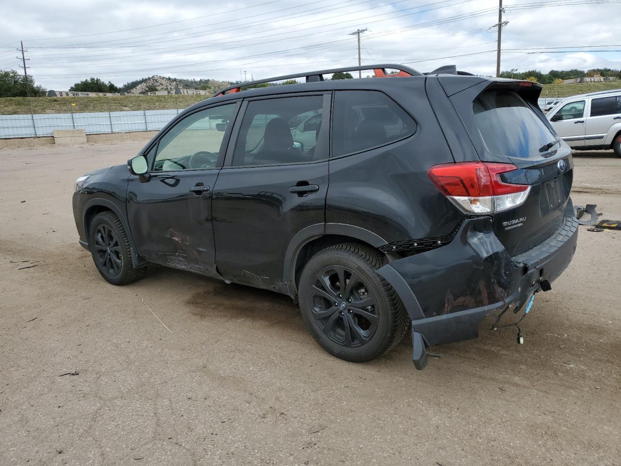 2022 SUBARU FORESTER
