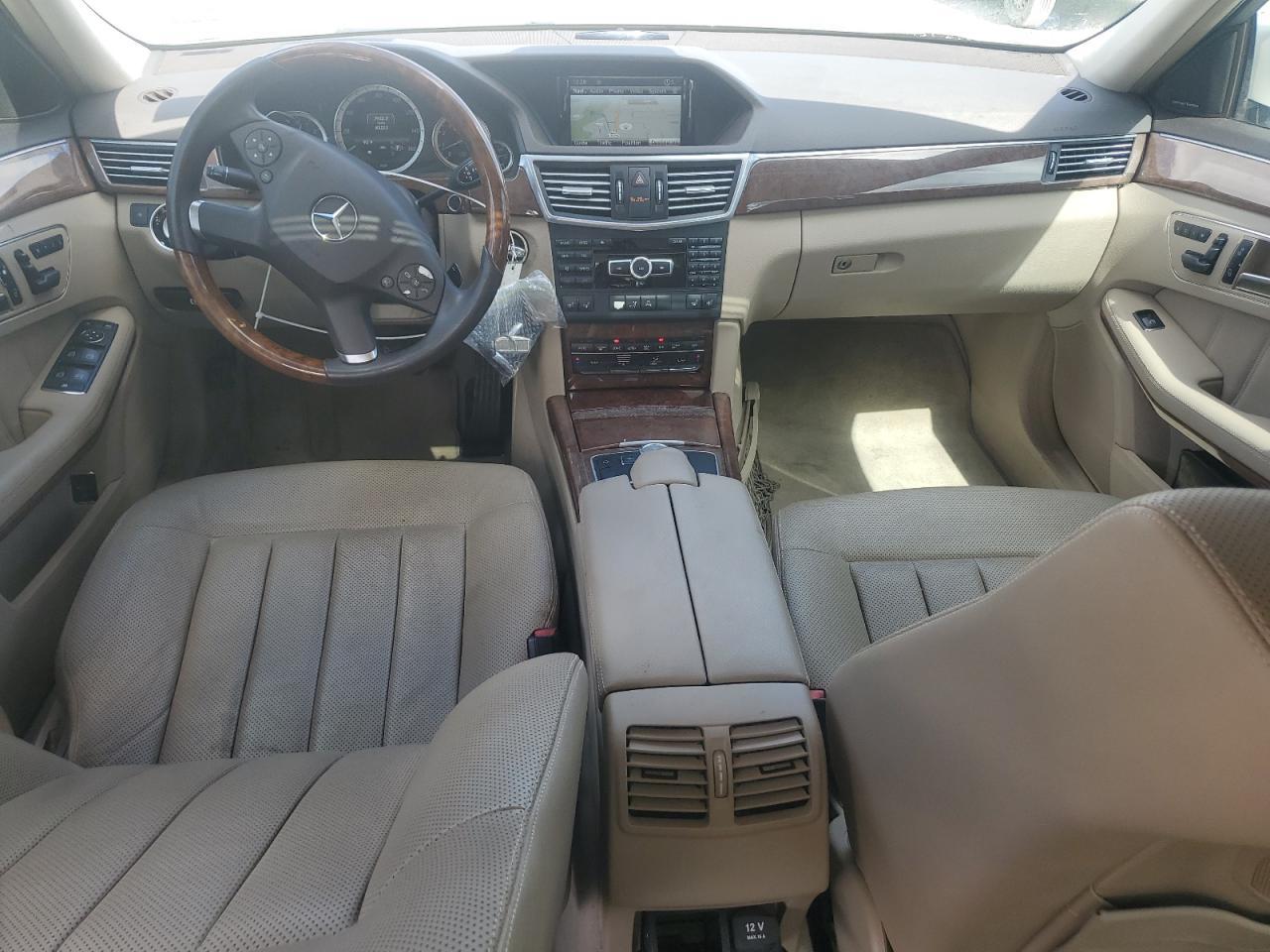 2013 MERCEDES-BENZ E-Class